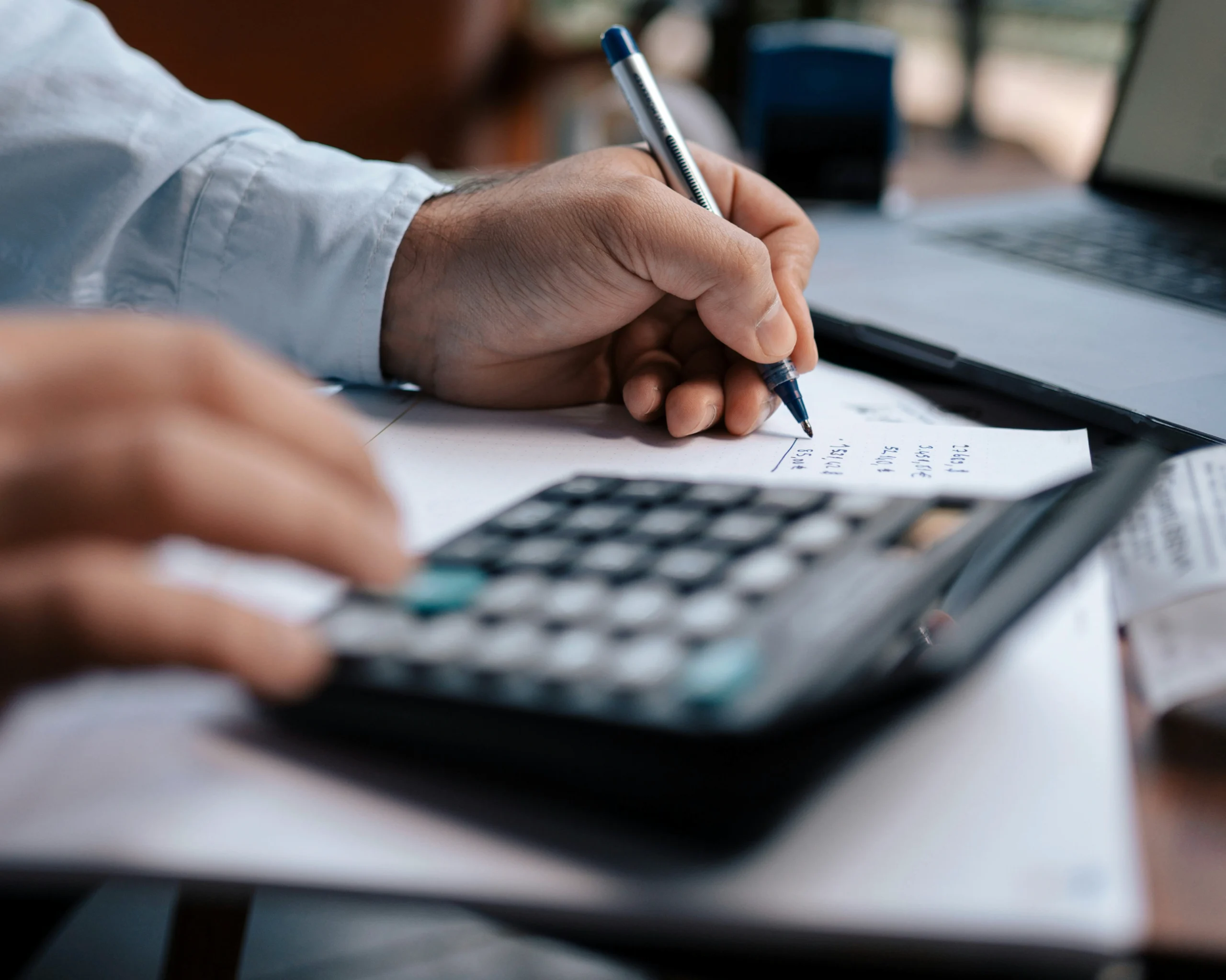 Facultad de<br>Ciencias Económicas